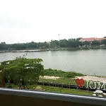 Samui Lakeside Hostel (Adults Only)
